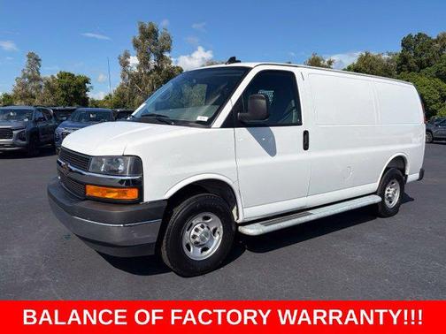 Summit White 2025 Chevrolet Express 2500 Work Van
