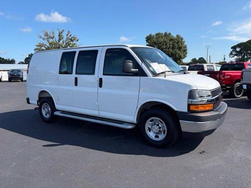 Summit White 2025 Chevrolet Express 2500 Work Van