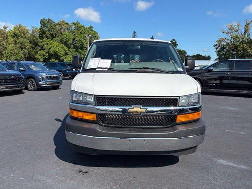 Summit White 2025 Chevrolet Express 2500 Work Van