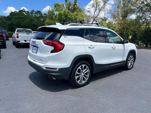 Summit White 2019 GMC Terrain SLT
