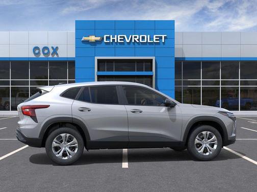 Sterling Gray Metallic 2026 Chevrolet Trax LS