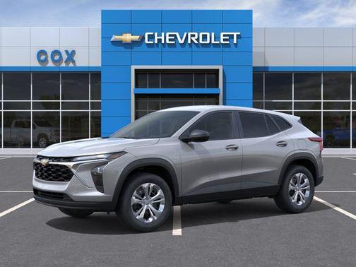 Sterling Gray Metallic 2026 Chevrolet Trax LS
