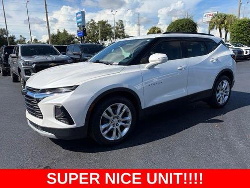 Iridescent Pearl Tricoat 2020 Chevrolet Blazer 3LT