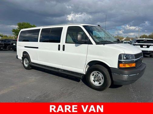Summit White 2025 Chevrolet Express 3500 RWD 3500 Extended Wheelbase LT