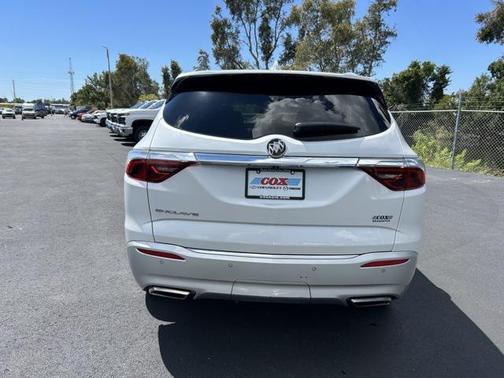 2023 Buick Enclave Essence FWD