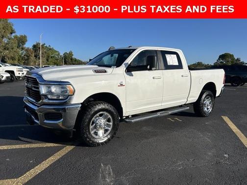 2020 RAM 2500 Big Horn Crew Cab 4X4 6'4' Box
