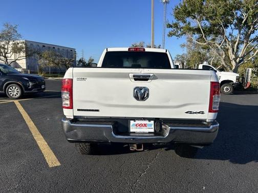 2020 RAM 2500 Big Horn Crew Cab 4X4 6'4' Box