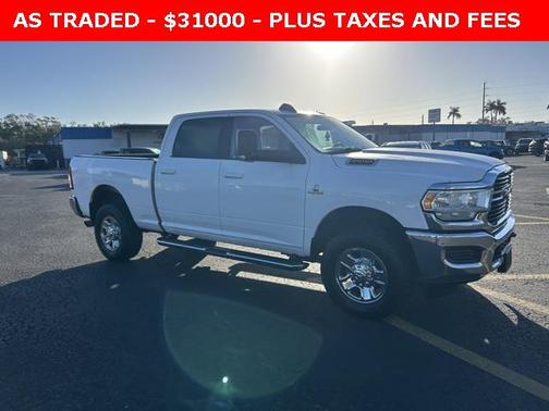 2020 RAM 2500 Big Horn Crew Cab 4X4 6'4' Box