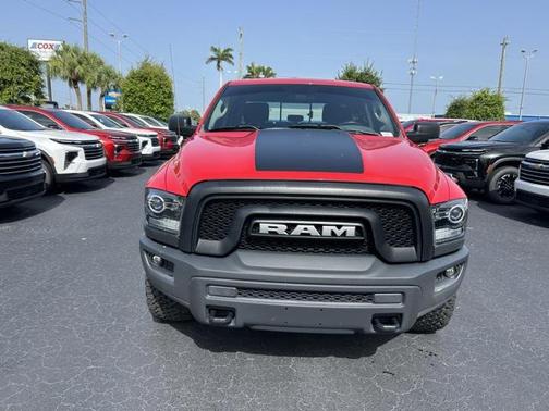 2019 RAM 1500 Classic Warlock Crew Cab 4x4 5'7' Box