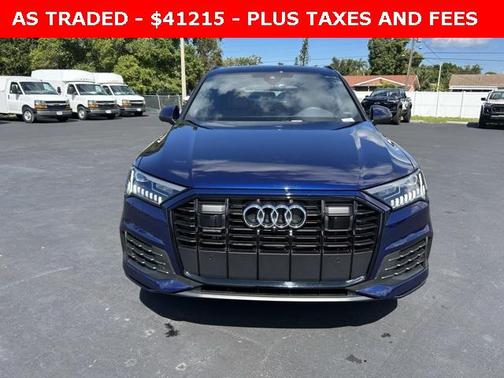 2024 Audi Q7 45 Premium Plus