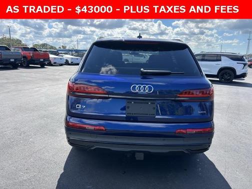 2024 Audi Q7 45 Premium Plus
