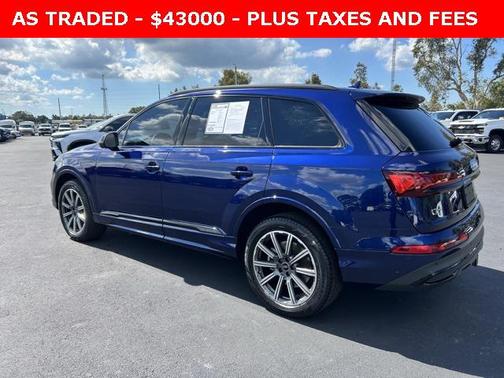 2024 Audi Q7 45 Premium Plus
