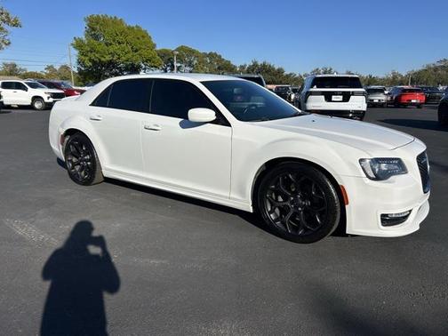 2019 Chrysler 300 S