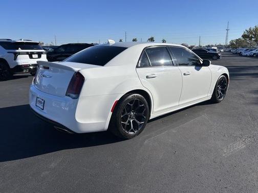 2019 Chrysler 300 S
