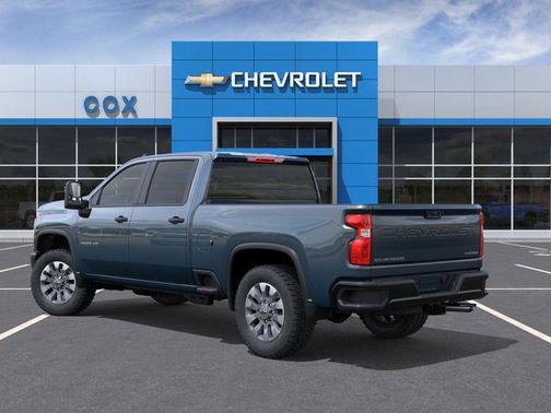 Lakeshore Blue Metallic 2026 Chevrolet Silverado 2500 Custom