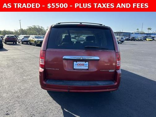 2010 Chrysler Town & Country Touring