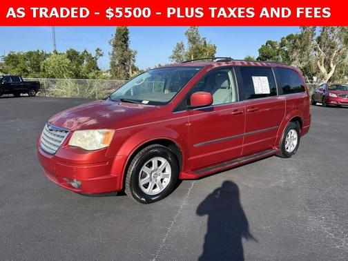 2010 Chrysler Town & Country Touring