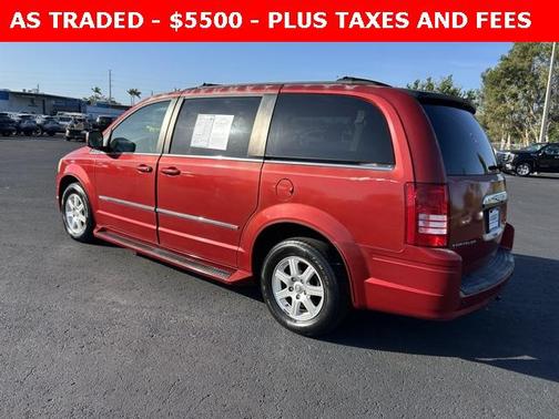 2010 Chrysler Town & Country Touring