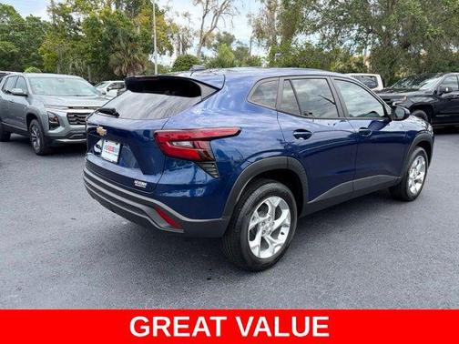 Blue Glow Metallic 2024 Chevrolet Trax LS