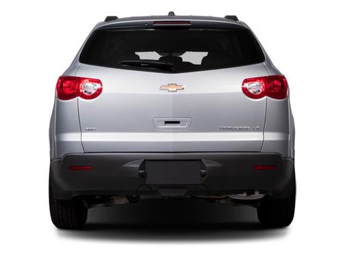 Silver Ice Metallic 2010 Chevrolet Traverse LS