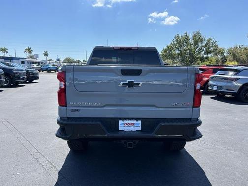 2025 Chevrolet Silverado 1500 ZR2