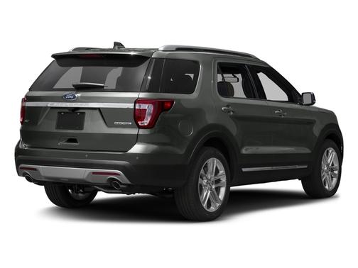Ingot Silver 2017 Ford Explorer XLT