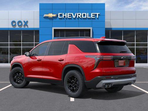 Radiant Red Tintcoat 2027 Chevrolet Traverse AWD Z71