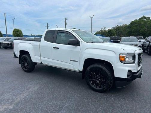 Summit White 2022 GMC Canyon Elevation Standard