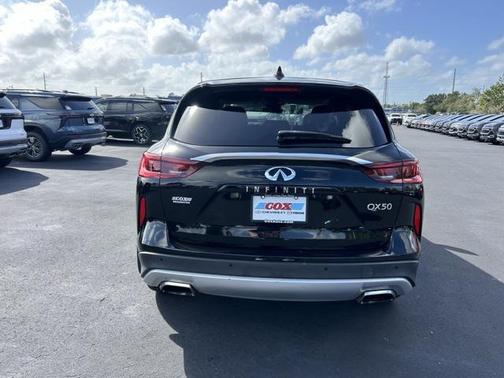 2023 INFINITI QX50 PURE