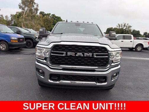 Billet Silver Metallic Clearcoat 2024 RAM 3500 Big Horn Crew Cab 4x4 8' Box