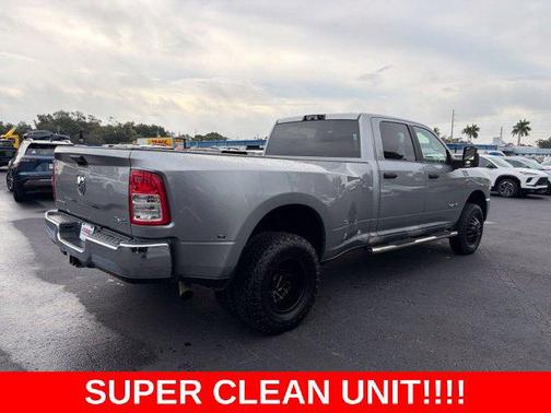 Billet Silver Metallic Clearcoat 2024 RAM 3500 Big Horn Crew Cab 4x4 8' Box