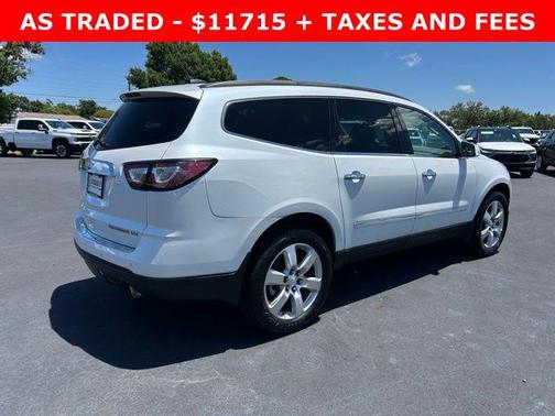 Iridescent Pearl Tricoat 2016 Chevrolet Traverse LTZ