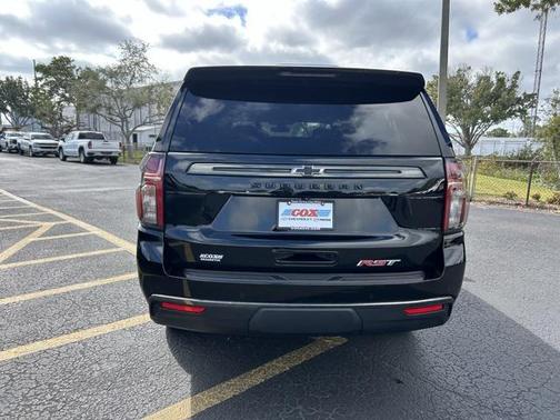 2022 Chevrolet Suburban RST