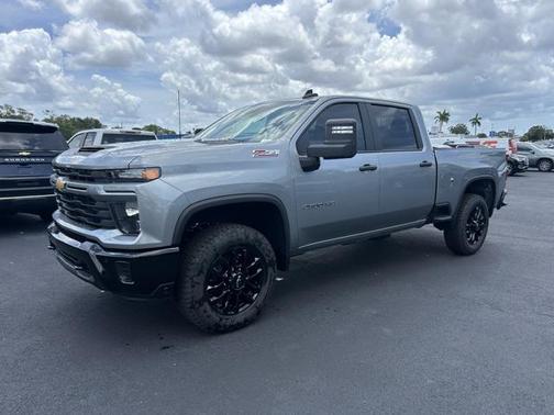 2025 Chevrolet Silverado 2500 Custom