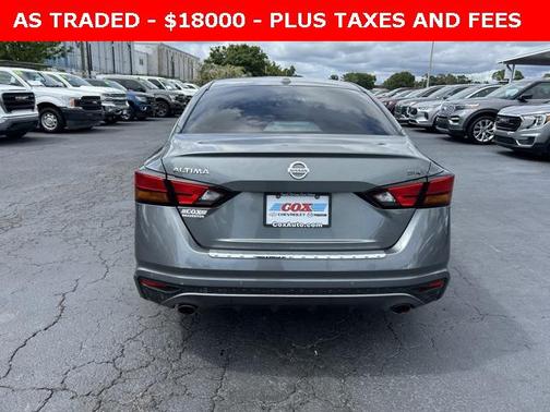 2022 Nissan Altima SR FWD