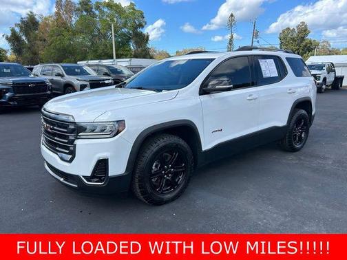 2023 GMC Acadia AWD AT4