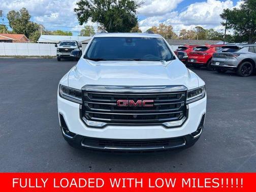 2023 GMC Acadia AWD AT4