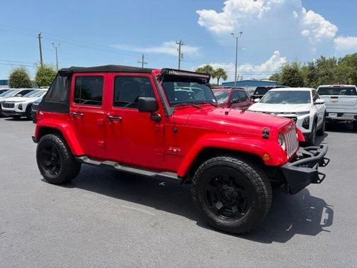 Firecracker Red Clearcoat 2017 Jeep Wrangler Unlimited Sahara