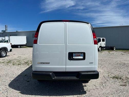 Summit White 2025 Chevrolet Express 2500 Work Van