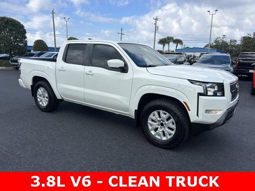 2022 Nissan Frontier SV