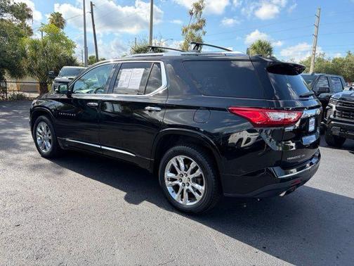 Mosaic Black Metallic 2018 Chevrolet Traverse High Country