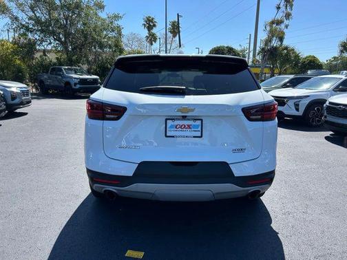 Summit White 2025 Chevrolet Blazer 2LT