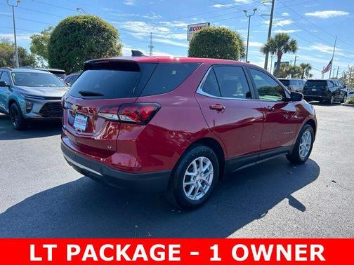 Radiant Red Tintcoat 2024 Chevrolet Equinox 1LT