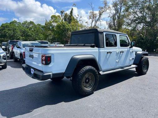 Bright White Clearcoat 2020 Jeep Gladiator Sport S