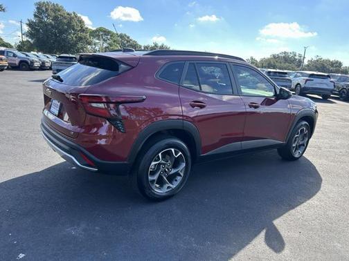 2024 Chevrolet Trax LT
