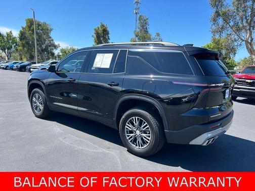 2025 Chevrolet Traverse LT