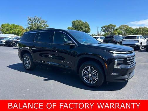 2025 Chevrolet Traverse LT