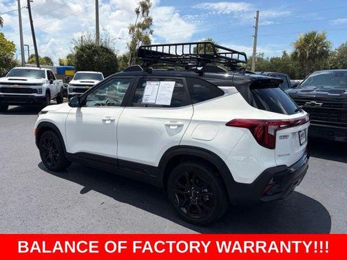 Clear White 2024 Kia Seltos X-Line