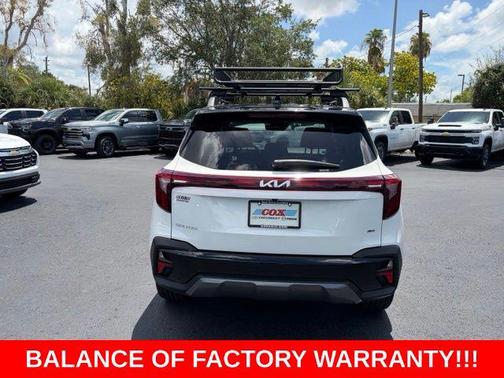 Clear White 2024 Kia Seltos X-Line
