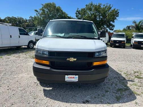 Summit White 2026 Chevrolet Express 2500 Work Van